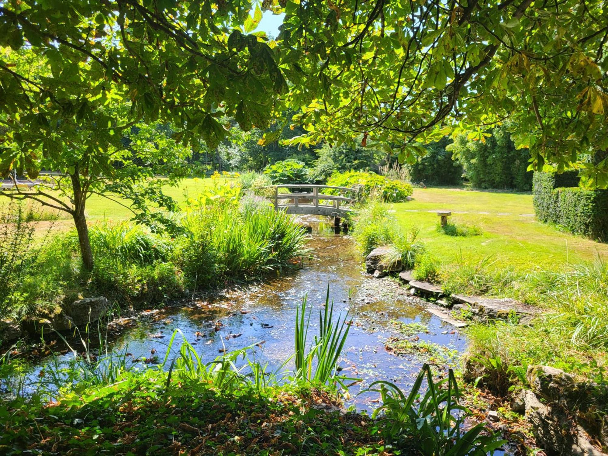 Unique & Rural Child Friendly Annexe With Large Gardens, Games & Tennis Court - Chichester Holiday Properties Εξωτερικό φωτογραφία