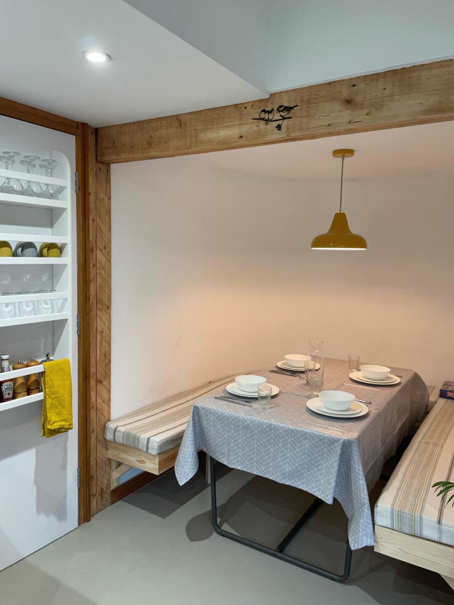 Unique & Rural Child Friendly Annexe With Large Gardens, Games & Tennis Court - Chichester Holiday Properties Εξωτερικό φωτογραφία